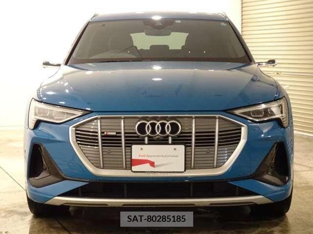 Audi E-TRON 2020-12 239303-2