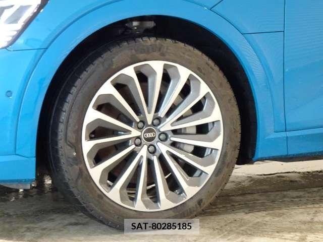 Audi E-TRON 2020-12 239303-7