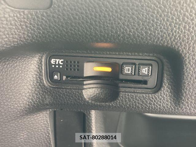 Honda N BOX CUSTOM 2017-09 306916-9