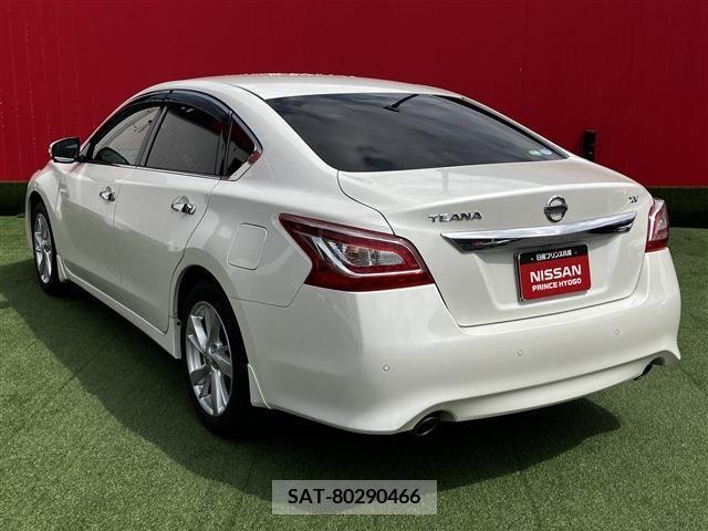 Nissan TEANA 2016-06 298470-1