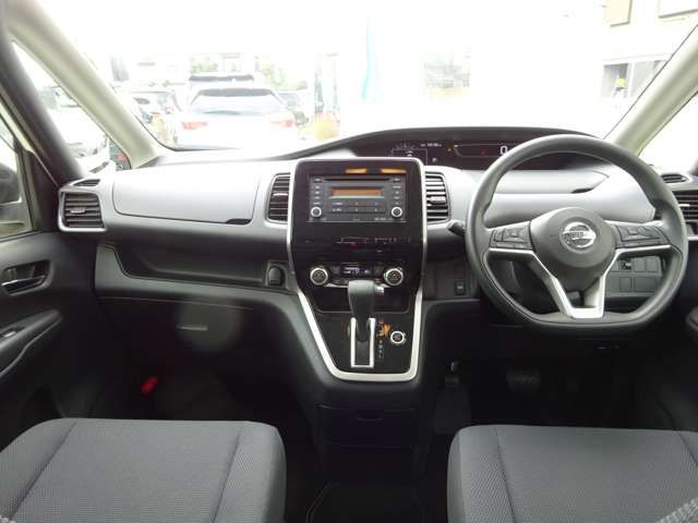 Nissan SERENA 2018-10 27953-1