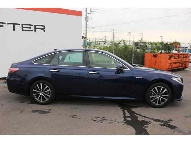 Toyota CROWN SEDAN 2018-07 5918-3