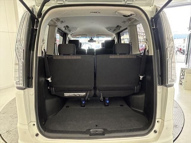Nissan SERENA 2015-10 186302-25