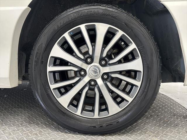 Nissan SERENA 2015-10 186302-17