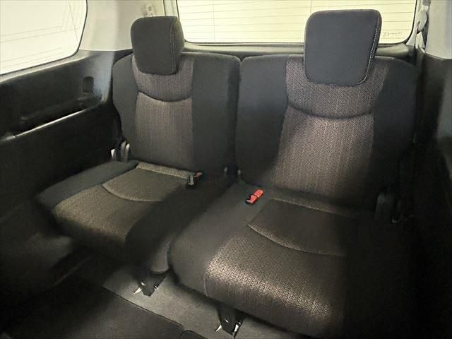 Nissan SERENA 2015-10 186302-24