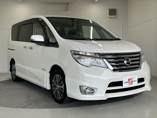 Nissan SERENA 2015-10 186302-2