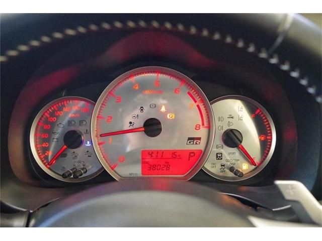 Toyota VITZ 2019-04 181057-8