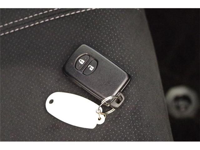 Toyota VITZ 2019-04 181057-17