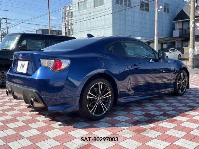 Toyota 86 2012-04 208912-17