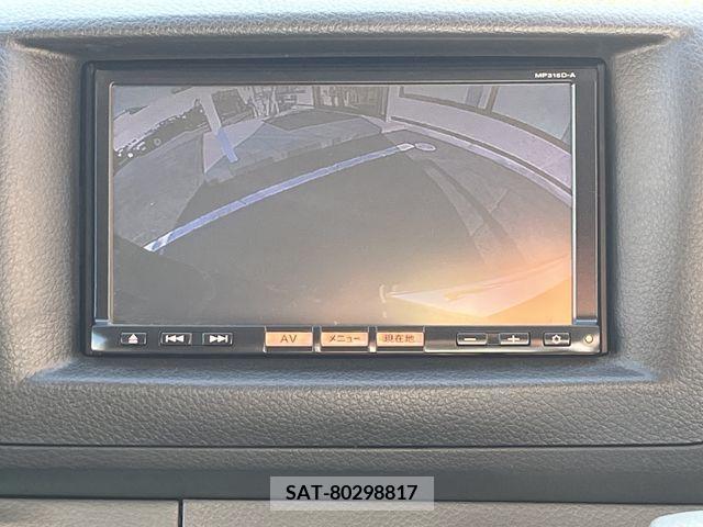 Nissan NV350 Caravan 2016-04 365576-17