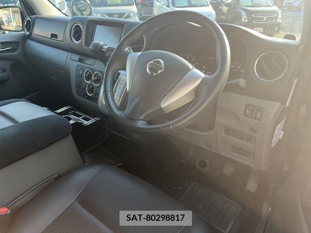 Nissan NV350 Caravan 2016-04 365576-9