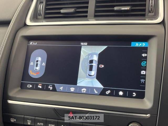 Jaguar E-PACE 2018-05 396917-4