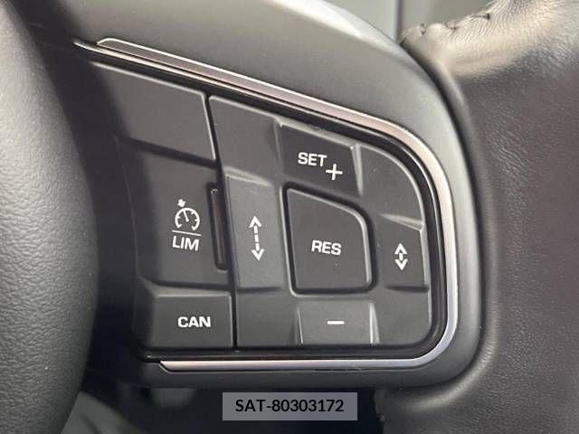 Jaguar E-PACE 2018-05 396917-3