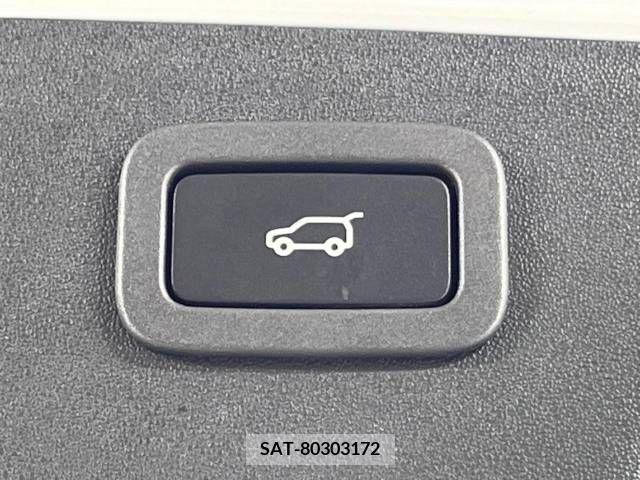 Jaguar E-PACE 2018-05 396917-6