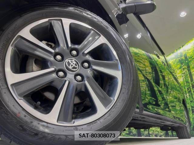 Toyota VOXY 2021-07 370320-14