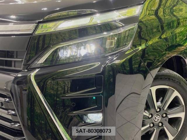Toyota VOXY 2021-07 370320-13