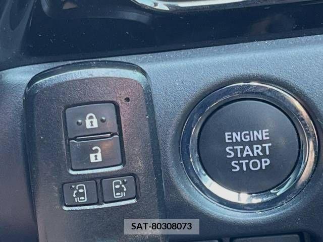 Toyota VOXY 2021-07 370320-7