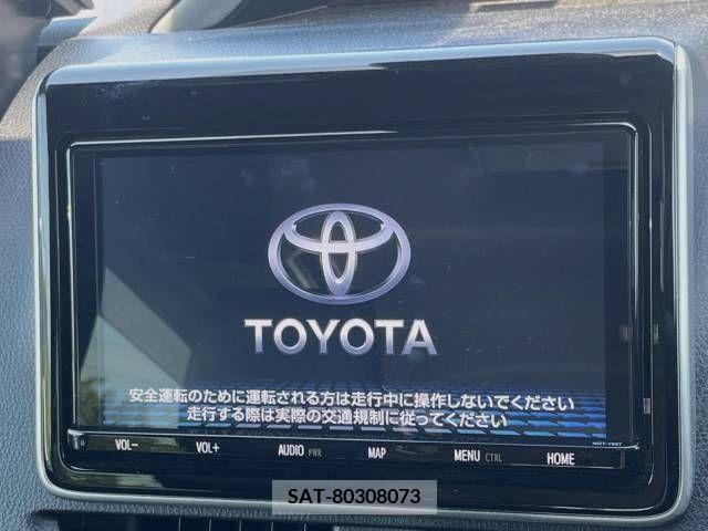 Toyota VOXY 2021-07 370320-4