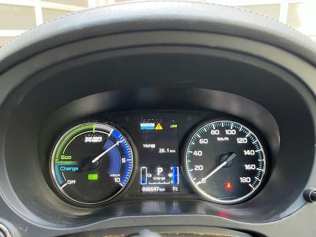 Mitsubishi OUTLANDER PHEV 2018-09 181338-6