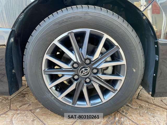 Toyota VOXY 2016-11 205562-6
