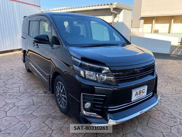 Toyota VOXY 2016-11 205562-5