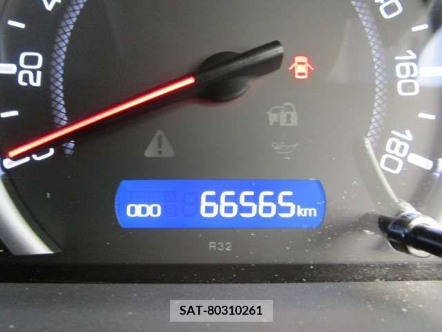 Toyota VOXY 2016-11 205562-15