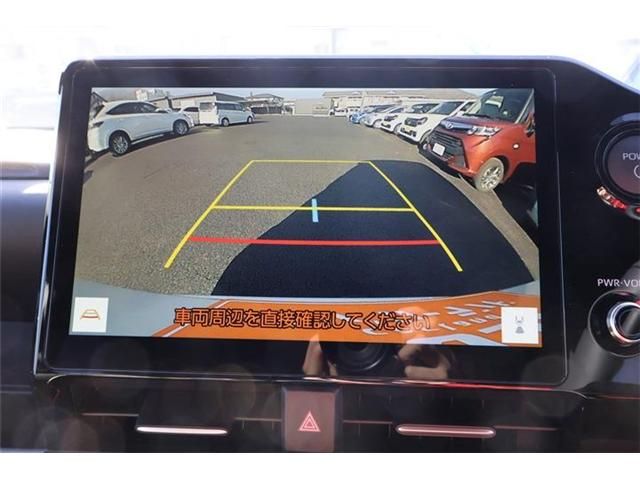 Toyota VOXY HYBRID 2023-10 182669-5