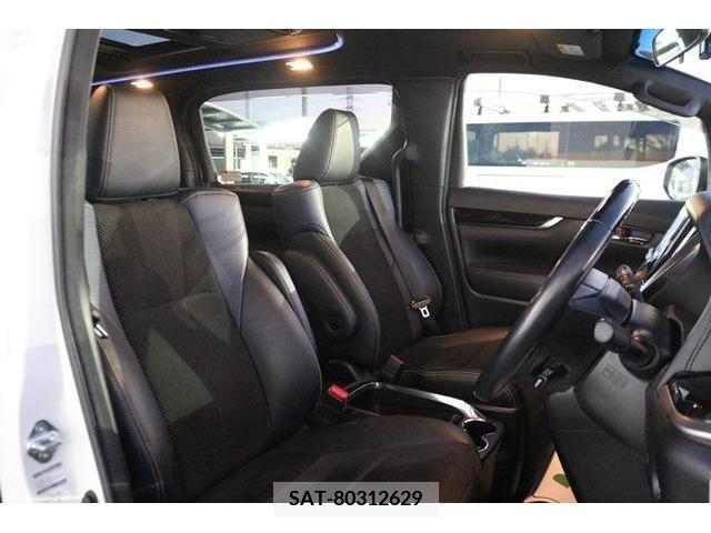 Toyota VELLFIRE 2017-12 212573-12