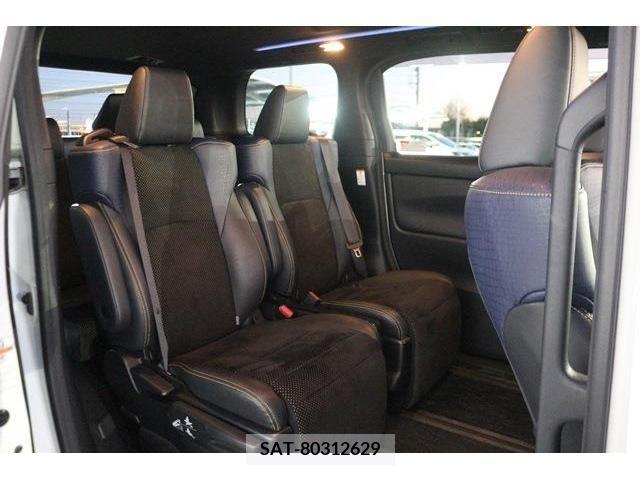 Toyota VELLFIRE 2017-12 212573-13