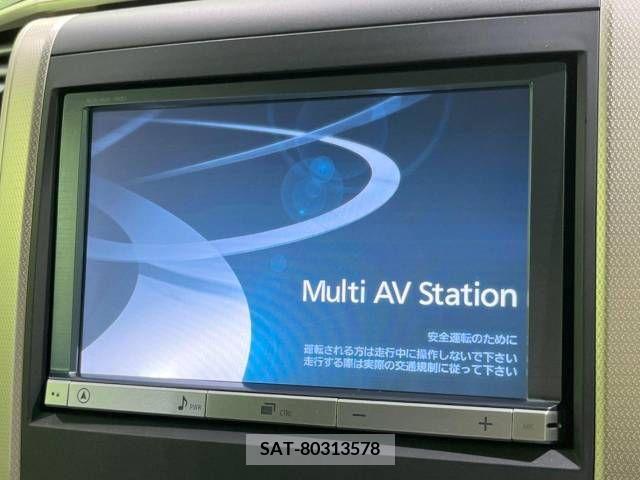 Toyota VELLFIRE 2013-03 369802-4