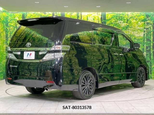 Toyota VELLFIRE 2013-03 369802-18