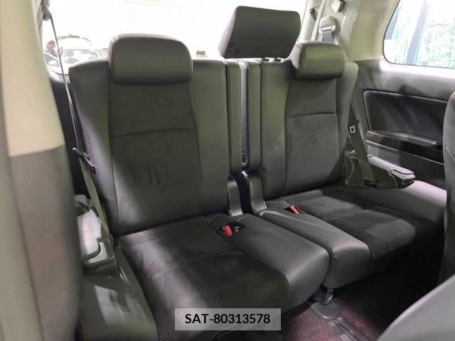 Toyota VELLFIRE 2013-03 369802-10