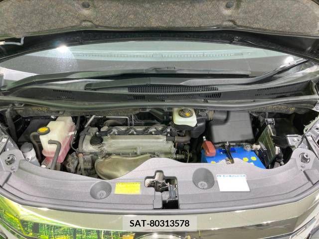 Toyota VELLFIRE 2013-03 369802-19