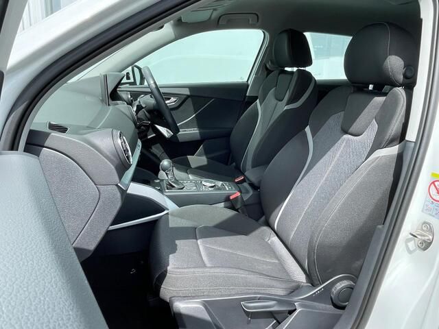Audi Q2 2019-03 8850-12