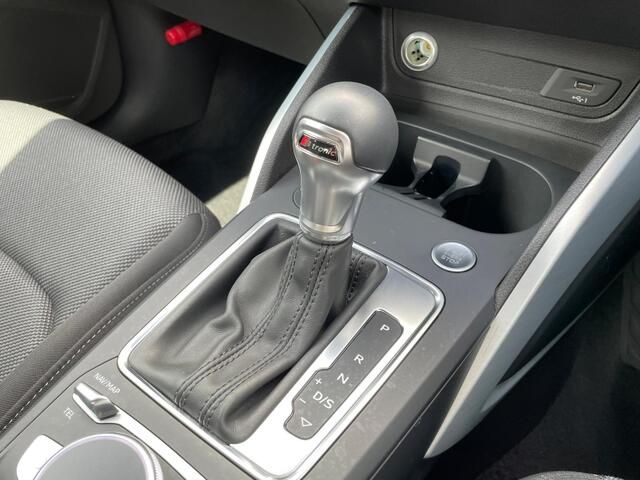 Audi Q2 2019-03 8850-18