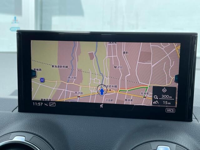 Audi Q2 2019-03 8850-14