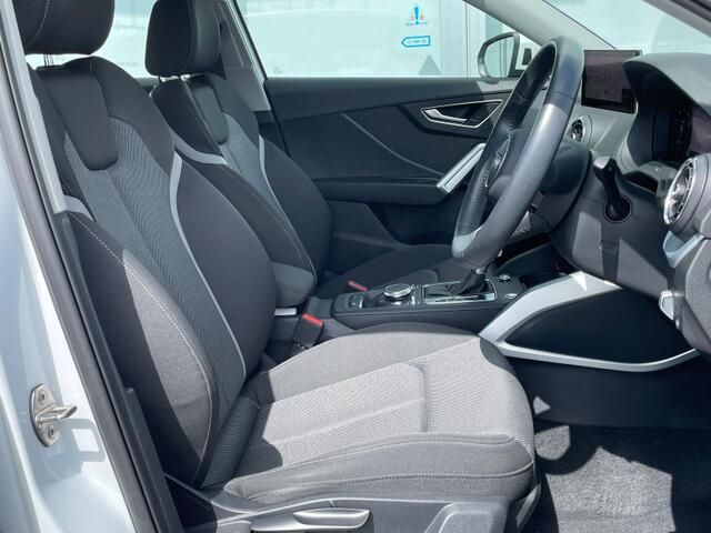 Audi Q2 2019-03 8850-10