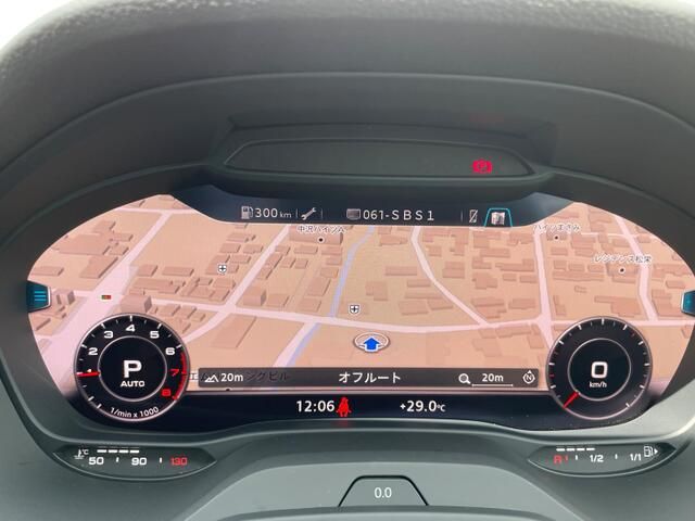 Audi Q2 2019-03 8850-16