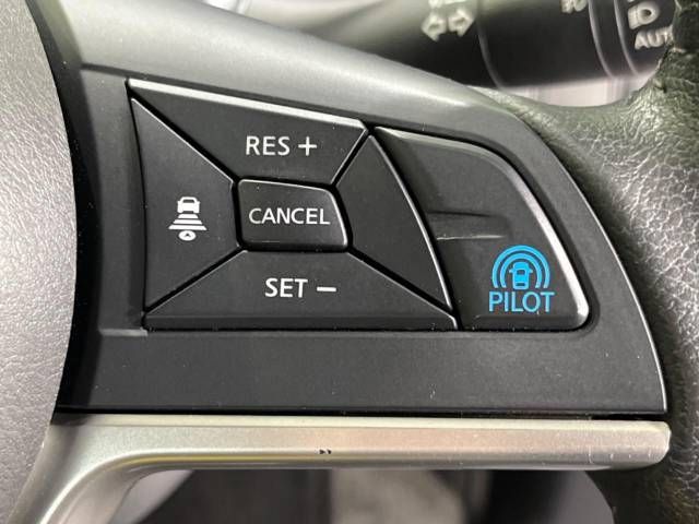 Nissan SERENA 2016-12 14192-4
