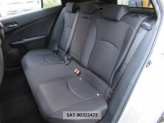 Toyota PRIUS 2015-12 281806-16