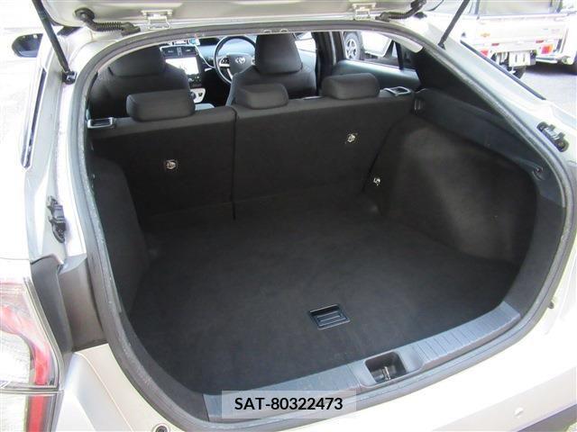 Toyota PRIUS 2015-12 281806-15