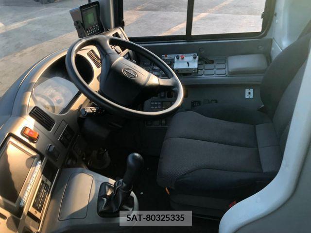 Hino Selega 2006-03 355159-14