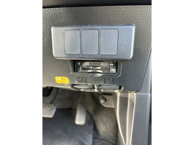 Toyota ROOMY 2018-02 2857-19