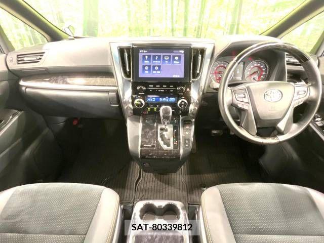 Toyota ALPHARD 2020-11 236074-1
