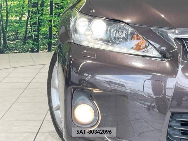 Lexus CT 2013-09 353901-12