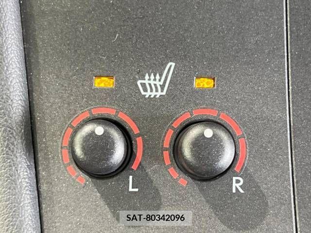 Lexus CT 2013-09 353901-5