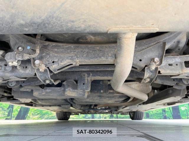 Lexus CT 2013-09 353901-19