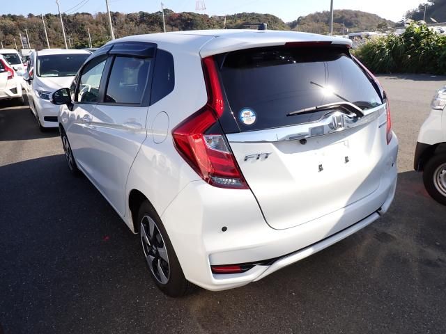 Honda FIT HYBRID 2018-10 13563-9