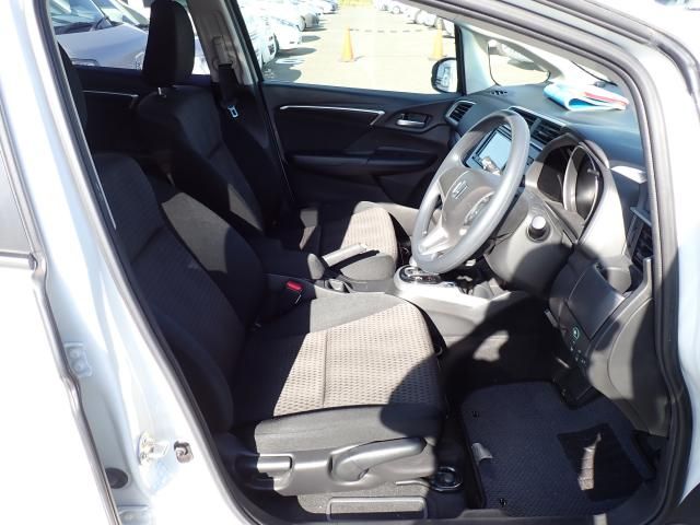 Honda FIT HYBRID 2018-10 13563-12