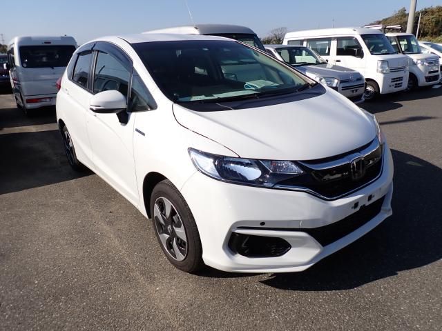 Honda FIT HYBRID 2018-10 13563-5